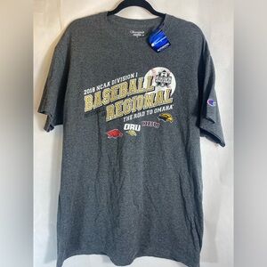 NWT Champion T-Shirt March Madness 2018 NCAA Baseball College World Series